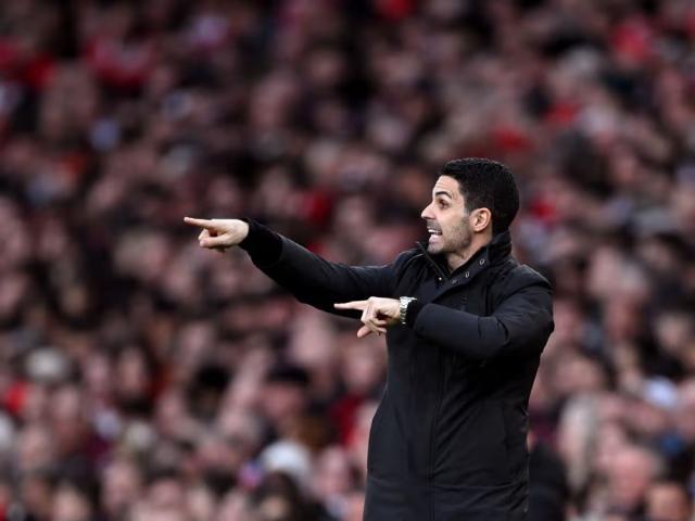 开云APP-【辣评】史上最强角球大师！史上最丑陋英超冠军？